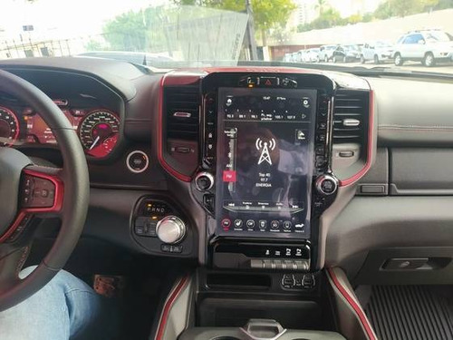 Imagem 9 de 10 de Dodge Ram 5.7 V8 Gasolina 1500 Rebel Cd 4x4 Automático