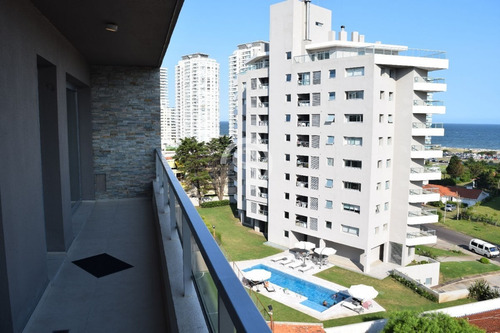 Apartamento En Venta - Brava- Ref: 3982