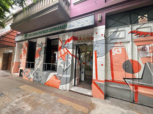 Imagen 2 de 14 de Local - La Plata