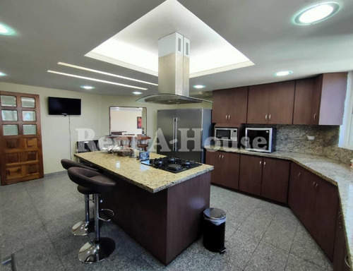 Imagen 8 de 14 de Apartamento De Lujo En Alquiler Maracaibo