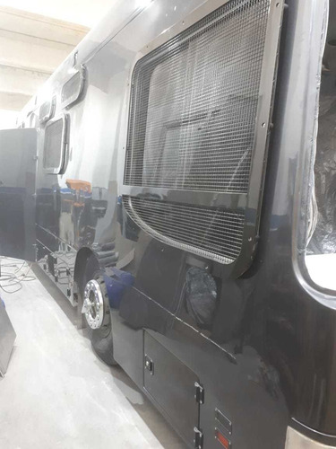 Imagen 3 de 25 de Mercedes Benz 1621 Motorhome