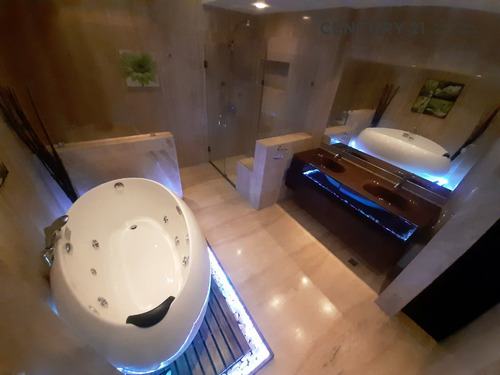 Imagen 8 de 14 de Se Ofrece Villa Automatizada En C.r. Villas Paraguachi