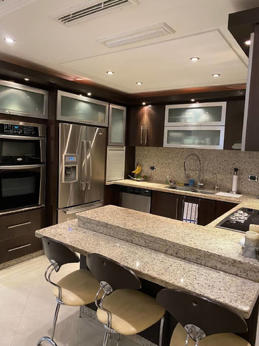 Imagen 3 de 13 de Yohandys Vende Town House En El Trigal Norte Res Monte Plata