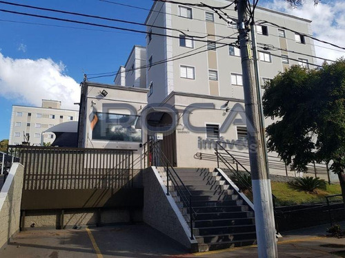 Aluguel De Apartamentos / Padrão Na Cidade De São Carlos 24498