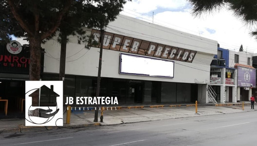 Gran Local Comercial En Blvd. V. Carranza 2900 M2