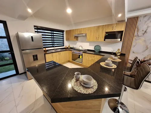Casa En Venta En Cañadas Del Arroyo, De Un Piso