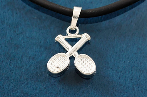 Imagen 2 de 4 de Dije Raquetas De Tenis Plata Ley .925 Incluye Collar Caucho