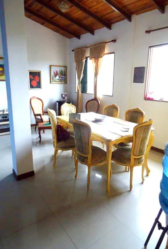 Casa En Venta Altos Del Halcon