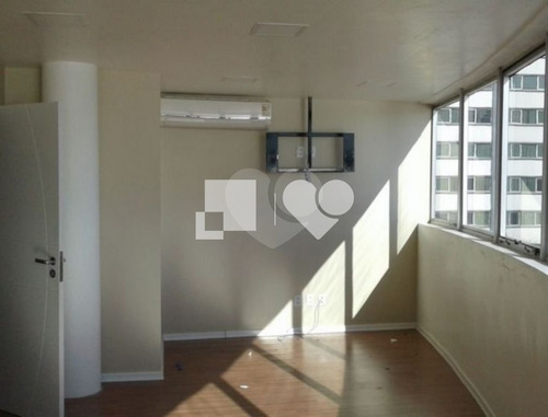 Imagem 9 de 28 de Conjunto De Salas Em Andar Inteiro, Com Vaga De Garagem, No Centro Histórico. - Reo425554