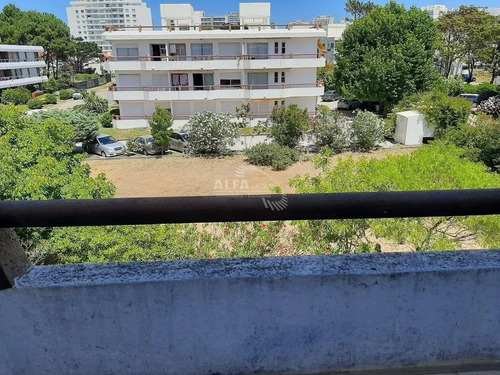 Imagen 12 de 15 de Apartamento En Venta En Aidy Grill, Punta Del Este