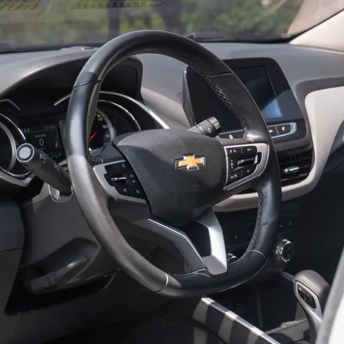 Chevrolet Onix 1.0T Premier Sedan At
