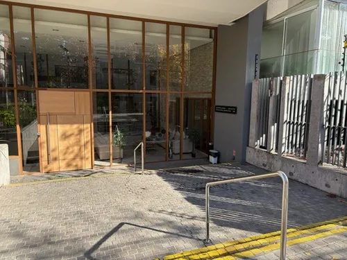 Departamento En Arriendo De 2 Dorm. En Las Condes
