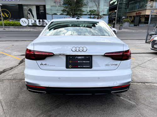 Audi A4 2.0 T 40 Tfsi S Line 190hp Dsg