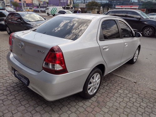 Imagem 7 de 11 de Toyota Etios 2019 1.5 X Plus 16v Aut. 4p