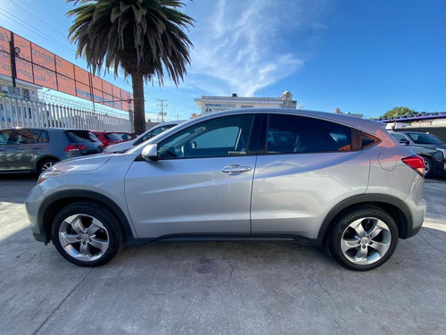 Imagen 6 de 11 de Honda Hr-v 2018 1.8 Uniq Mt