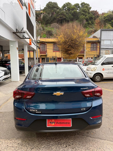Chevrolet Onix 1.0T Lt Sedan