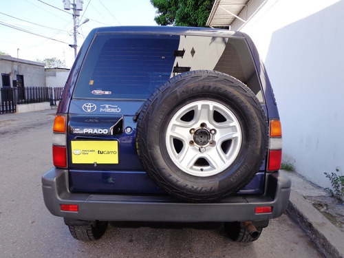 Imagen 5 de 18 de Toyota Meru 2008 4x4 Sincrónico