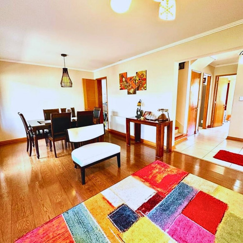 Hermosa Casa En Venta En Lomas San Andrés