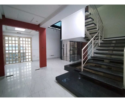 Edificio Comercial En Venta En El Viñedo Em-8370724