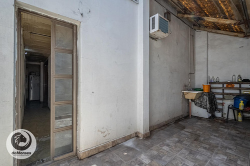 Ph En Lomas Del Mirador, 3 Ambientes, 2 Habitaciones, 1 Baño, Patio, Cuarto De Guardado