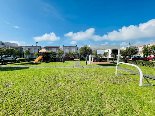 Casa En Venta En Corredor Industrial Toluca Lerma