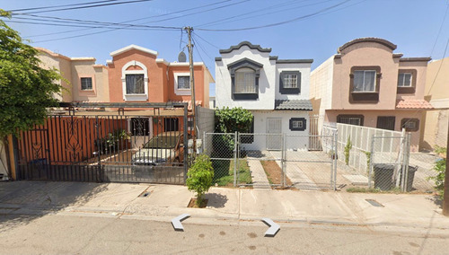 Casa En Venta Mexicali Baja California Av. Isaba, Villa Residencial Del Prado - Remate - Pago De Contado . - Ijmo6