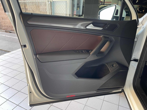 Volkswagen Tiguan 1.4 R-line