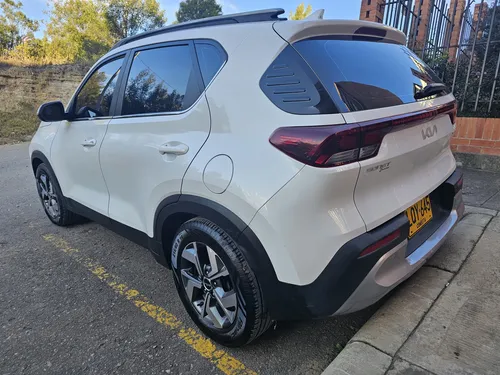 Kia Sonet Desire 1.5 2023