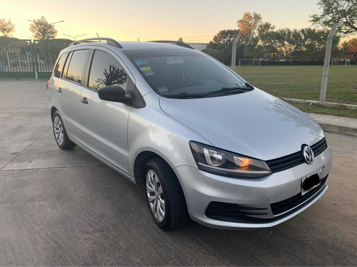 Volkswagen Suran 1.6 Comfortline 101cv 2016