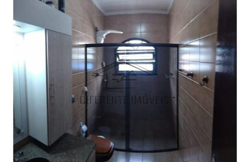 Imagem 14 de 15 de Casa Comercial- 280 M2- 3 Quartos- 2 Salas- 2 Banheiros- Churrasqueira- Terraço.