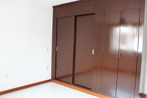 Imagen 11 de 14 de Casa En Venta En Montreal 205 Valle Dorado Tlalnepantla