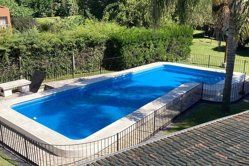 Imagen 25 de 25 de Casa Con Hermoso Parque En B° Los Robles Del Monarca Dueño Vende