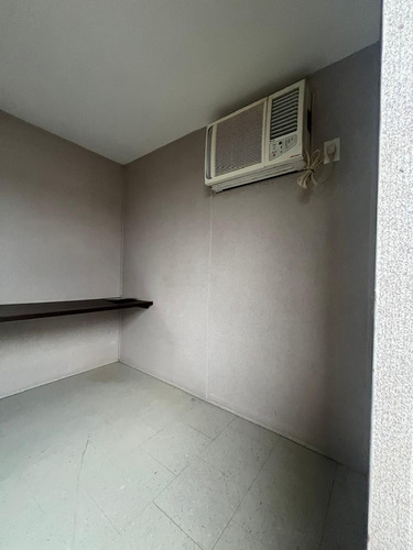 Caseta Traila Remolque Camper Oficina Móvil Sin Wc Para 7