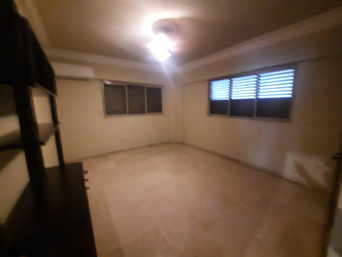 Se Renta Apartamento Amueblado 3 Habitaciones En La Av. Anacaona
