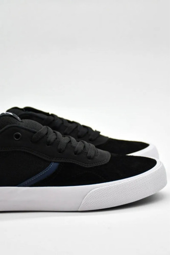 Zapatilla Rusty Native Original Negro Base Blanca