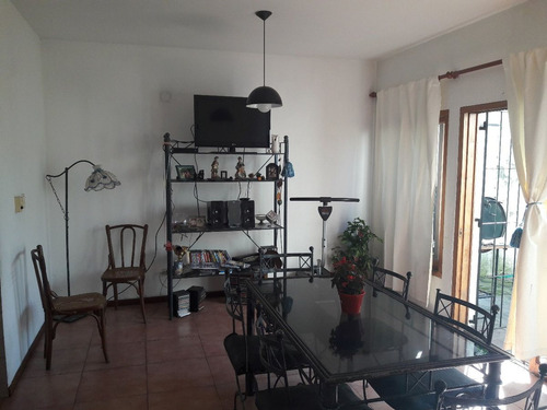 Venta Casa Florida Oeste 4 Dormitorios