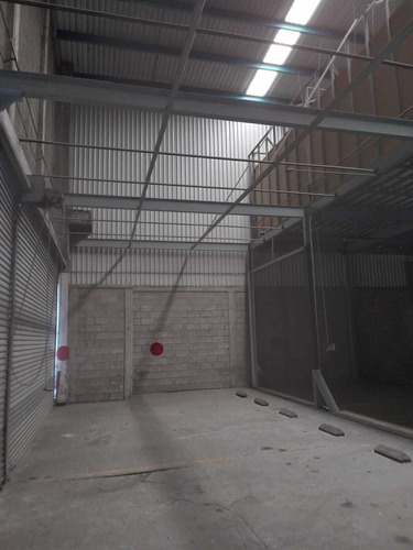 Excelente Local Comercial 400m2 Iztapalapa