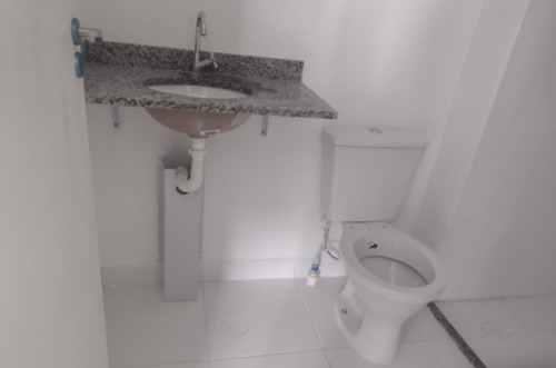 Apartamento Novo Com Quintal