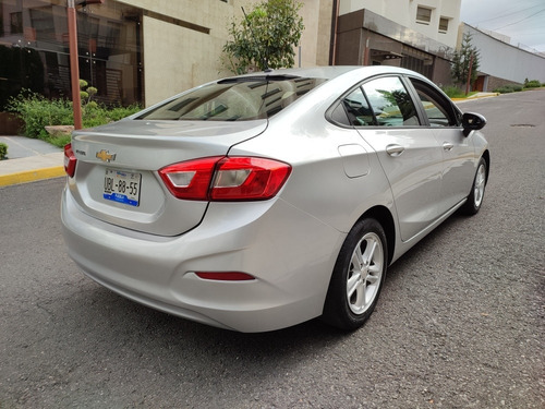 Imagen 6 de 14 de Chevrolet Cruze 2018 1.4 Ls At