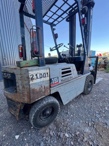 Autoelevador Komatsu 1500kg Torre Triple Motor Naftero