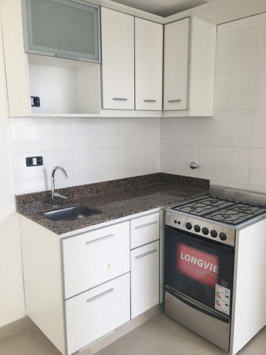 Tacuari Y Belgrano - Piso Alto - Apto Profesional - 100% Luz