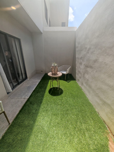 Ubicación Privilegiada En El Municipio De Corregidora Cercano A El Santuario De Schoesntantt, Casas Nuevas Con Magnificas Amenidades. Hay 3 Modelos Con Iluminacion Y Funcionalidad Aprovechado Cada E
