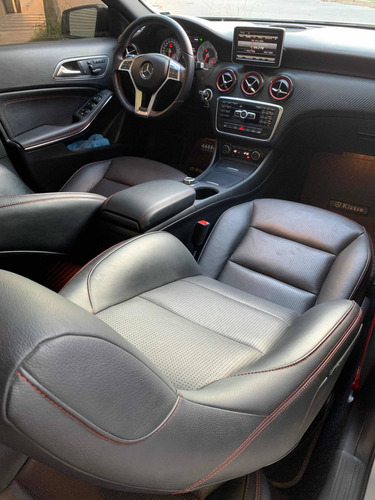 Imagen 20 de 20 de Mercedes-benz Clase A 2013 2.0 A 250 At Sport B.efficiency