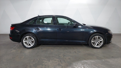 Audi A4 2.0 DYNAMIC DCT
