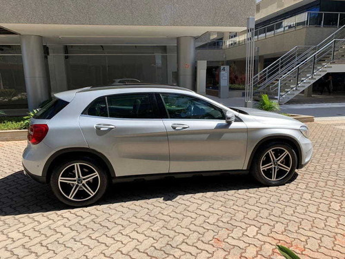 Imagem 7 de 15 de Mercedes-benz Gla 250 2.0 16v Turbo Vision 4p 2015