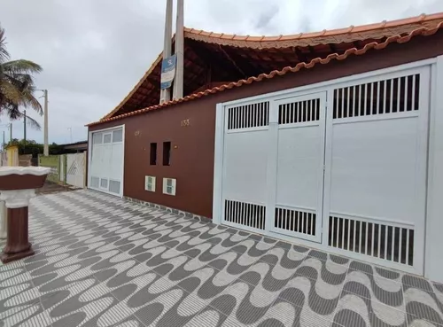 Excelente Oportunidade Imóvel Abaixo Do Valor De Mercado. Casa Nova Com Piscina No Lado Praia Semi Mobiliada E Pronta Para Morar Em Mongágua