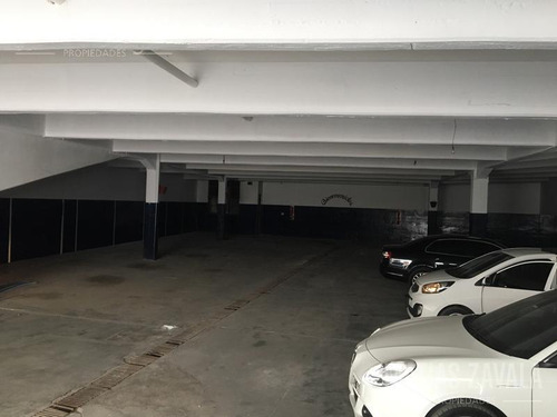Magnifico Galpón S/ Av Caseros, Foco Comercial - P. Patricios - Única Prop En Venta En La Zona