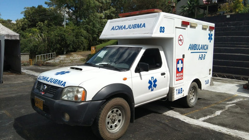 Ambulancia Nissan Frontier 4x4 Diesel 2015