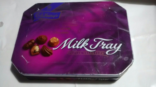 Cadbury,s  Milk Tray  Lata Rectangular- Origen Inglat-vacia-