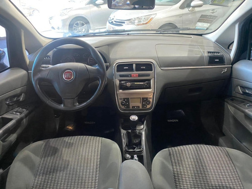 Fiat Punto Essence 1.6 2012